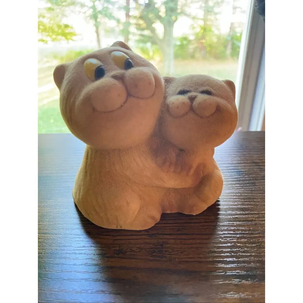 Vintage kids flocked cats coin bank MCM fuzzy granny cottage cute 60s 70s